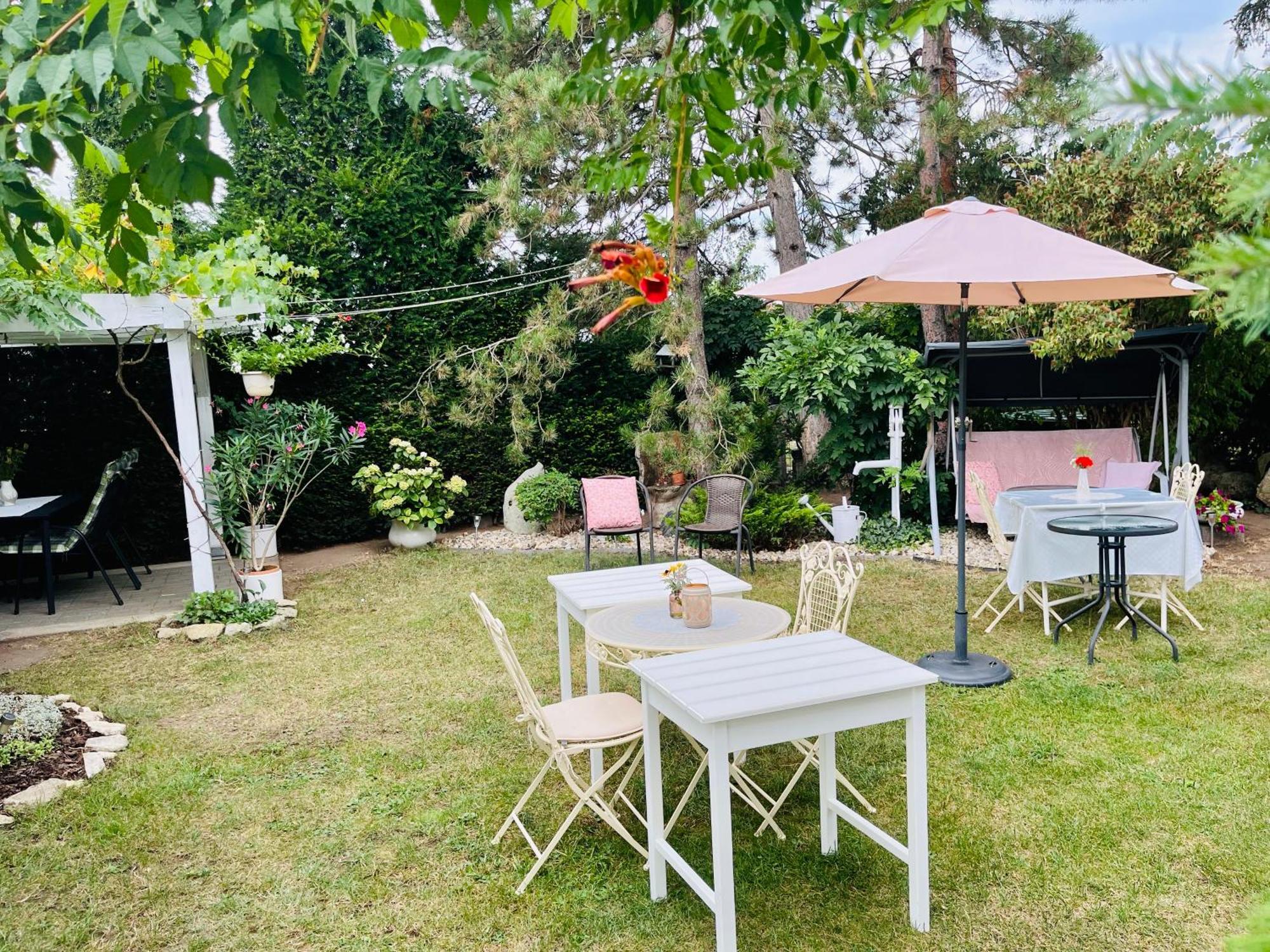 Relaxacni Studio Vera S Ubytovanim Valtice Ngoại thất bức ảnh